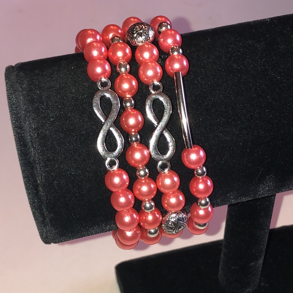 Metallic Melon Beaded Infinity Stretch Bracelet Set